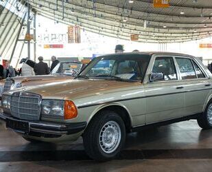 Mercedes-Benz 230 Gebrauchtwagen