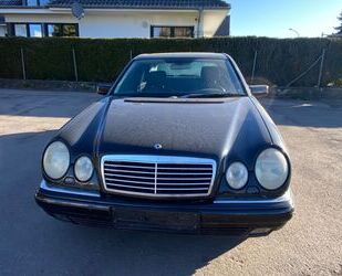 Mercedes-Benz E 200 Gebrauchtwagen
