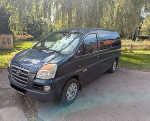 Nissan H-1 Starex 
