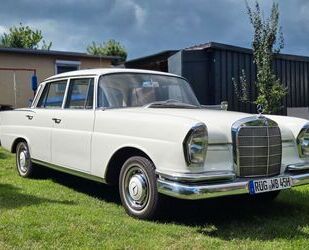 Mercedes-Benz 220 Gebrauchtwagen