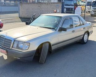 Mercedes-Benz E 230 Gebrauchtwagen