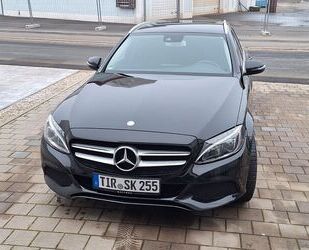 Mercedes-Benz 220 Gebrauchtwagen