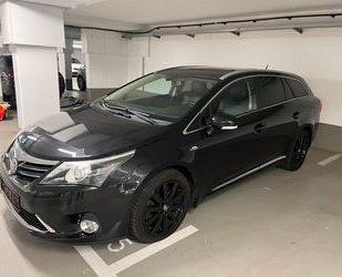 Nissan Avensis 