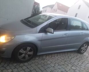 Mercedes-Benz B 180 Gebrauchtwagen