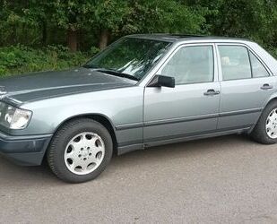 Mercedes-Benz 230 Gebrauchtwagen