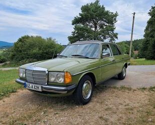 Mercedes-Benz 240 Gebrauchtwagen