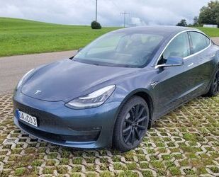 Tesla Model 3 Gebrauchtwagen