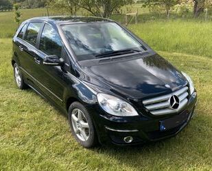 Mercedes-Benz B 180 Gebrauchtwagen