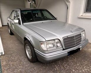 Mercedes-Benz 220 Gebrauchtwagen