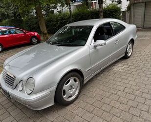 Mercedes-Benz CLK 200 Gebrauchtwagen