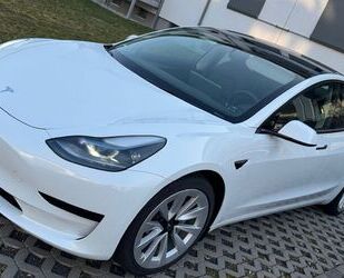 Tesla Model 3 Gebrauchtwagen