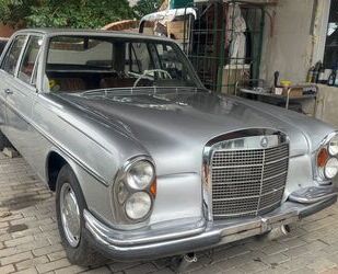 Mercedes-Benz 280 Gebrauchtwagen
