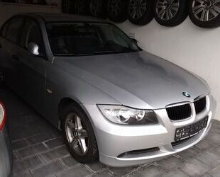BMW BMW 318i - in einem gutem Zustand. Gebrauchtwagen