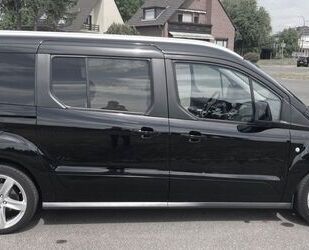 Ford Grand Tourneo Gebrauchtwagen