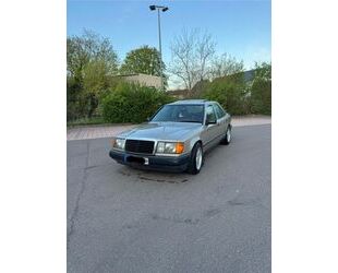Mercedes-Benz E 260 Gebrauchtwagen