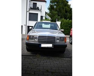 Mercedes-Benz E 260 Gebrauchtwagen