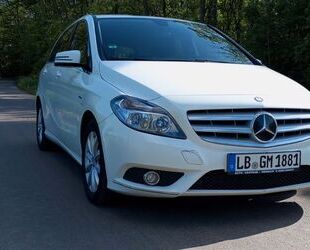 Mercedes-Benz B 180 Gebrauchtwagen
