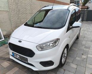 Ford Tourneo Courier Gebrauchtwagen