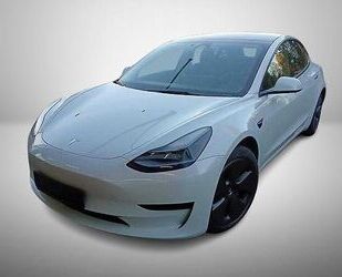 Tesla Model 3 Gebrauchtwagen