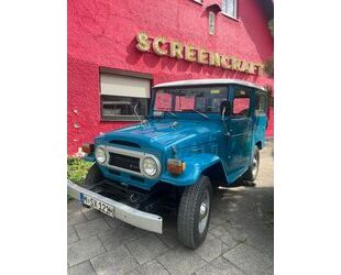 Lexus Land Cruiser 