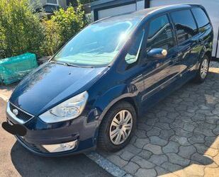 Nissan Galaxy 
