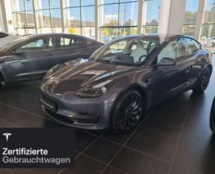 Tesla Model 3 Gebrauchtwagen