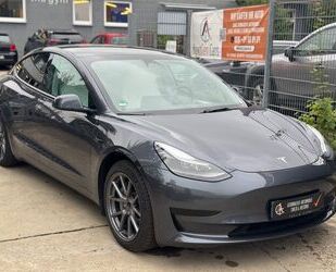 Tesla Model 3 Gebrauchtwagen