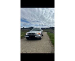 Mercedes-Benz C 180 Gebrauchtwagen