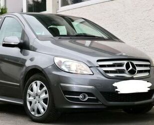 Mercedes-Benz B 180 Gebrauchtwagen