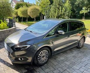 Ford S-Max Gebrauchtwagen
