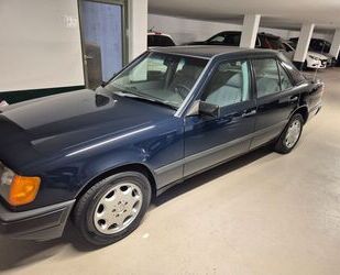 Mercedes-Benz E 260 Gebrauchtwagen