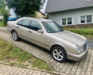 Mercedes-Benz E 240 Gebrauchtwagen