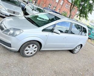 Opel Zafira Gebrauchtwagen