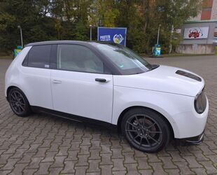 Audi e 