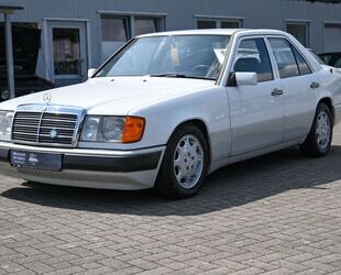 Mercedes-Benz 230 Gebrauchtwagen