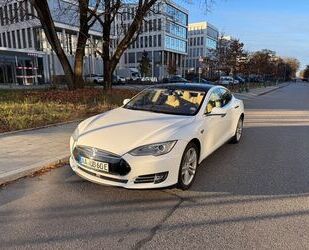 Tesla Model S Gebrauchtwagen