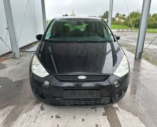Ford S-Max Gebrauchtwagen