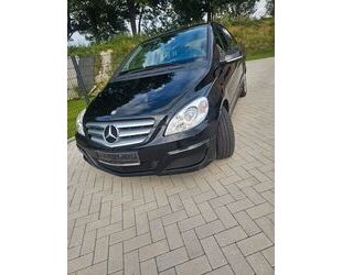 Mercedes-Benz B 180 Gebrauchtwagen
