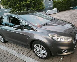 Ford S-Max Gebrauchtwagen