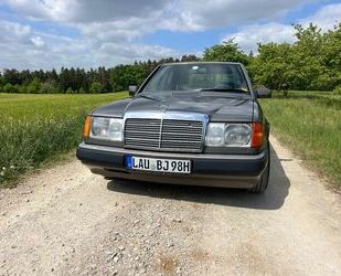 Mercedes-Benz E 260 Gebrauchtwagen
