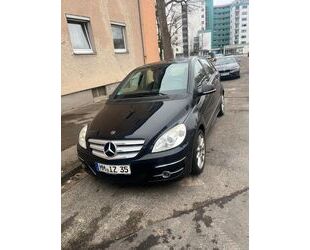 Mercedes-Benz B 180 Gebrauchtwagen