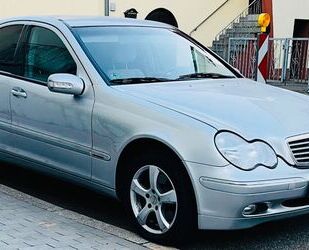 Mercedes-Benz 240 Gebrauchtwagen