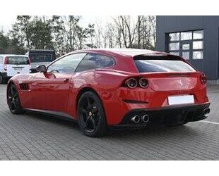 Ferrari GTC4Lusso Gebrauchtwagen