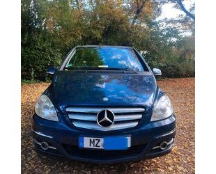 Mercedes-Benz B 180 Gebrauchtwagen
