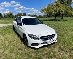 Mercedes-Benz 220 Gebrauchtwagen