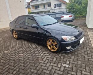 Lexus IS 200 Gebrauchtwagen