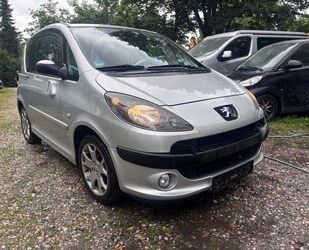 Peugeot 1007 Gebrauchtwagen