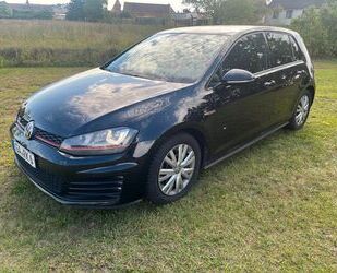 Mitsubishi Golf 