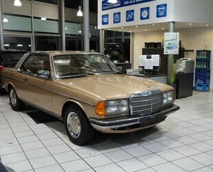 Mercedes-Benz 230 Gebrauchtwagen