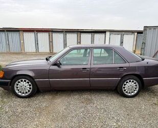 Mercedes-Benz 220 Gebrauchtwagen